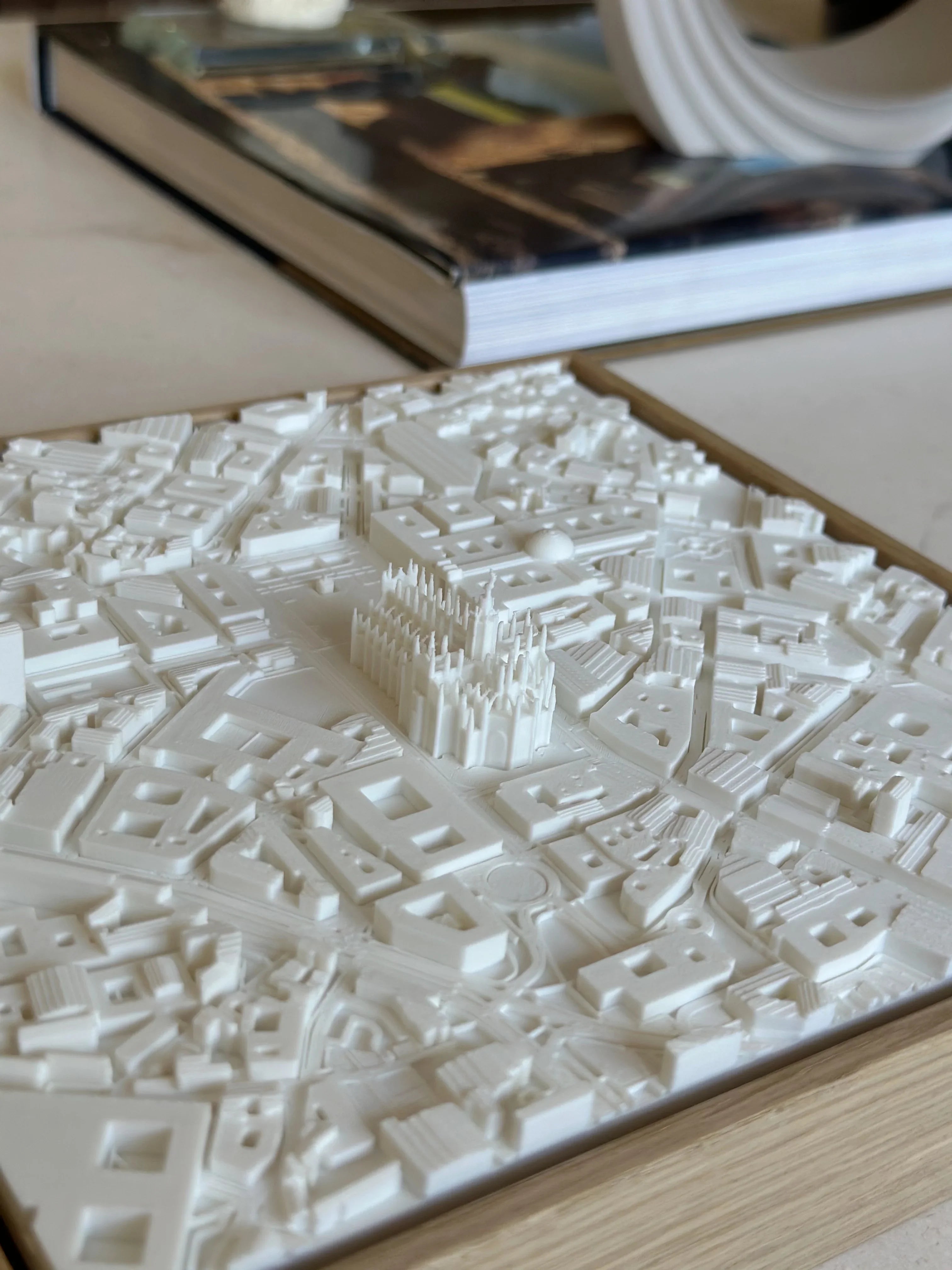 Milan Compact mapa 3D en relieve