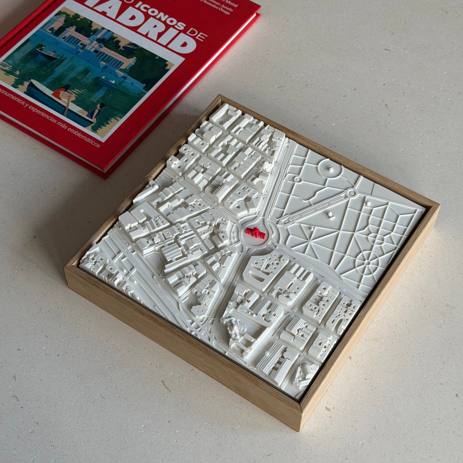 Puerta Alcalá Compact mapa 3D en relieve
