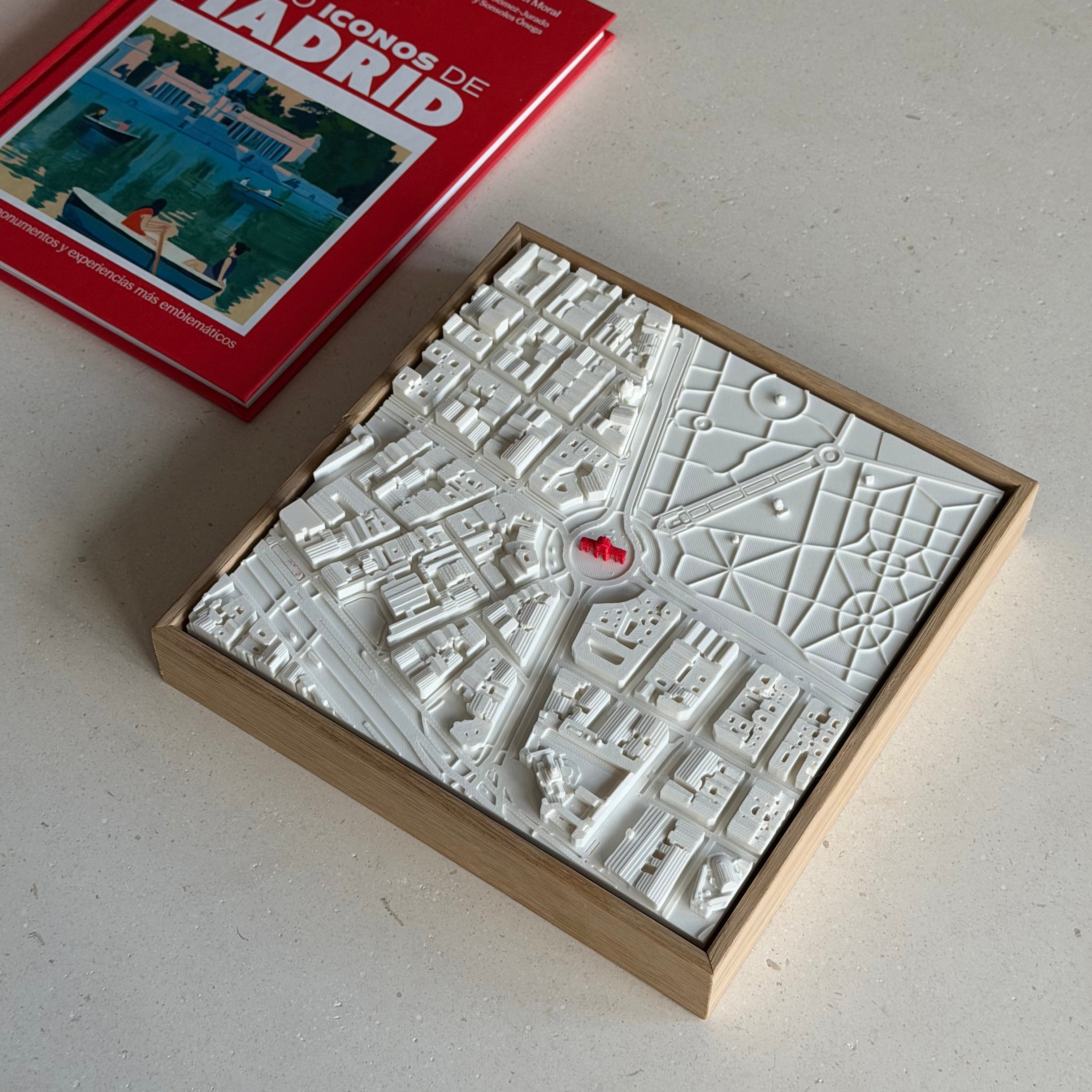 Puerta Alcalá Compact mapa 3D en relieve