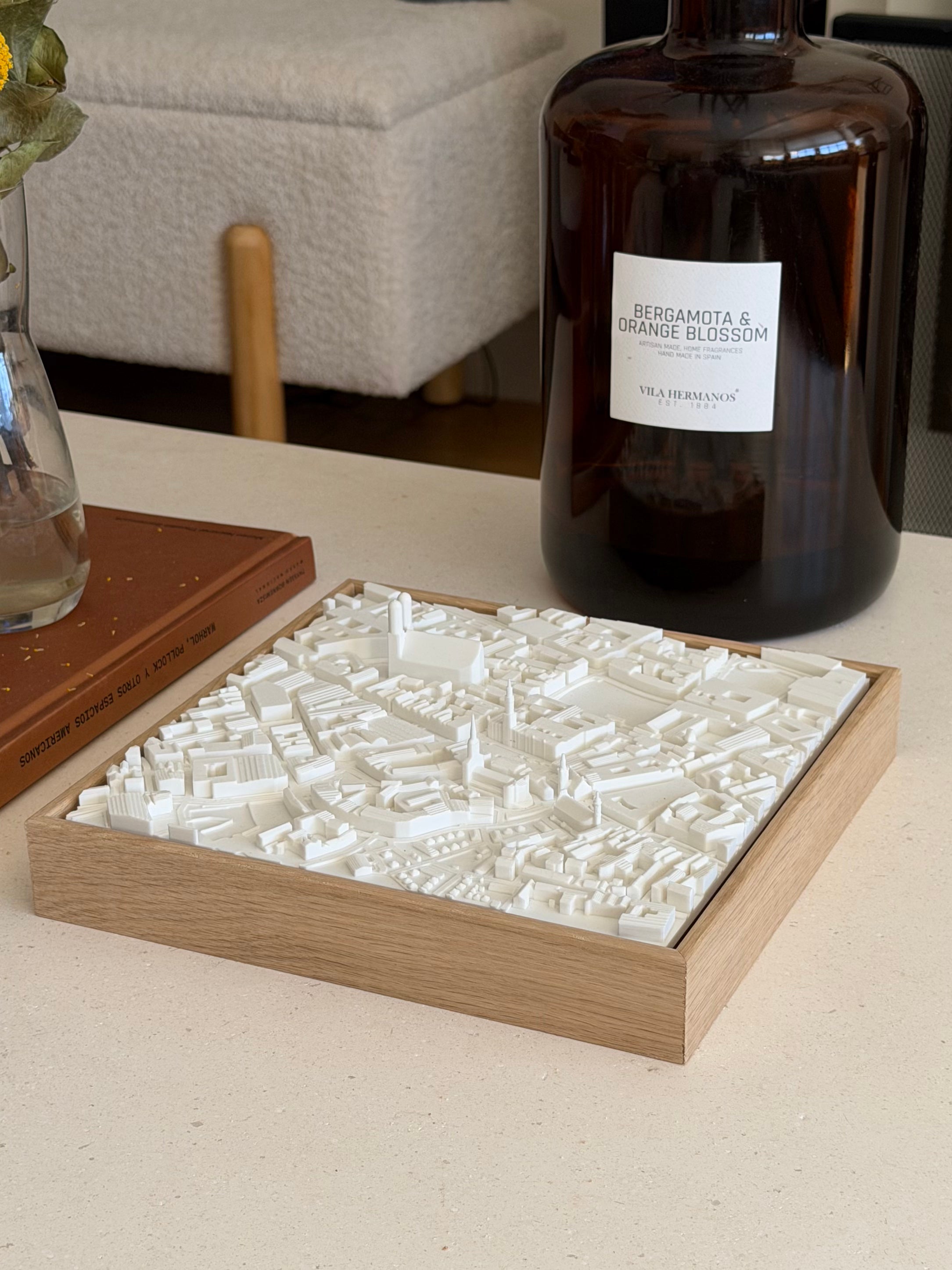 Mapa 3D de Munich enmarcado en roble macizo